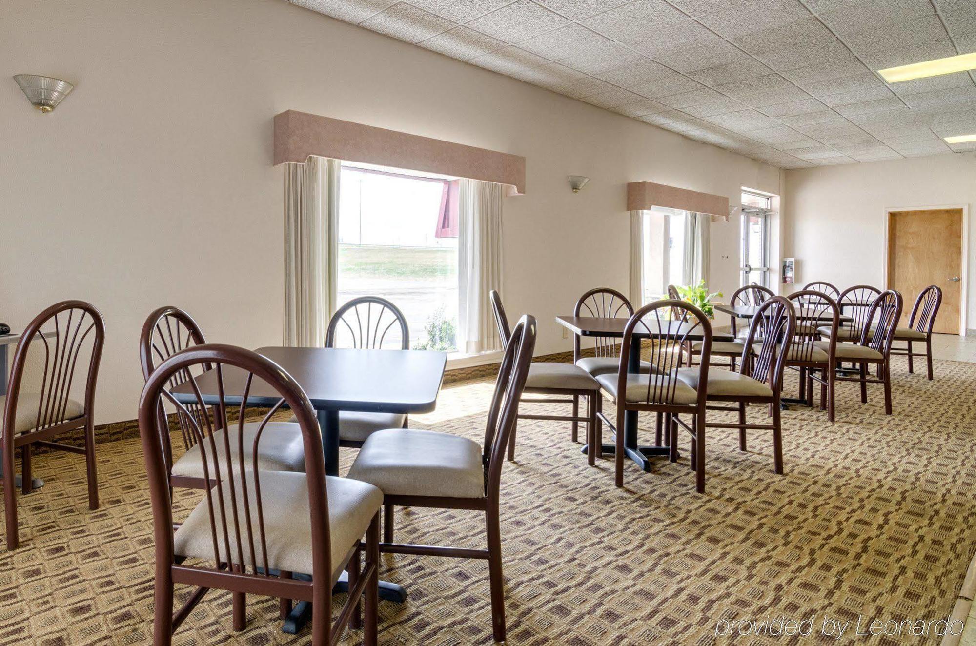 Americas Best Value Inn Salina Luaran gambar