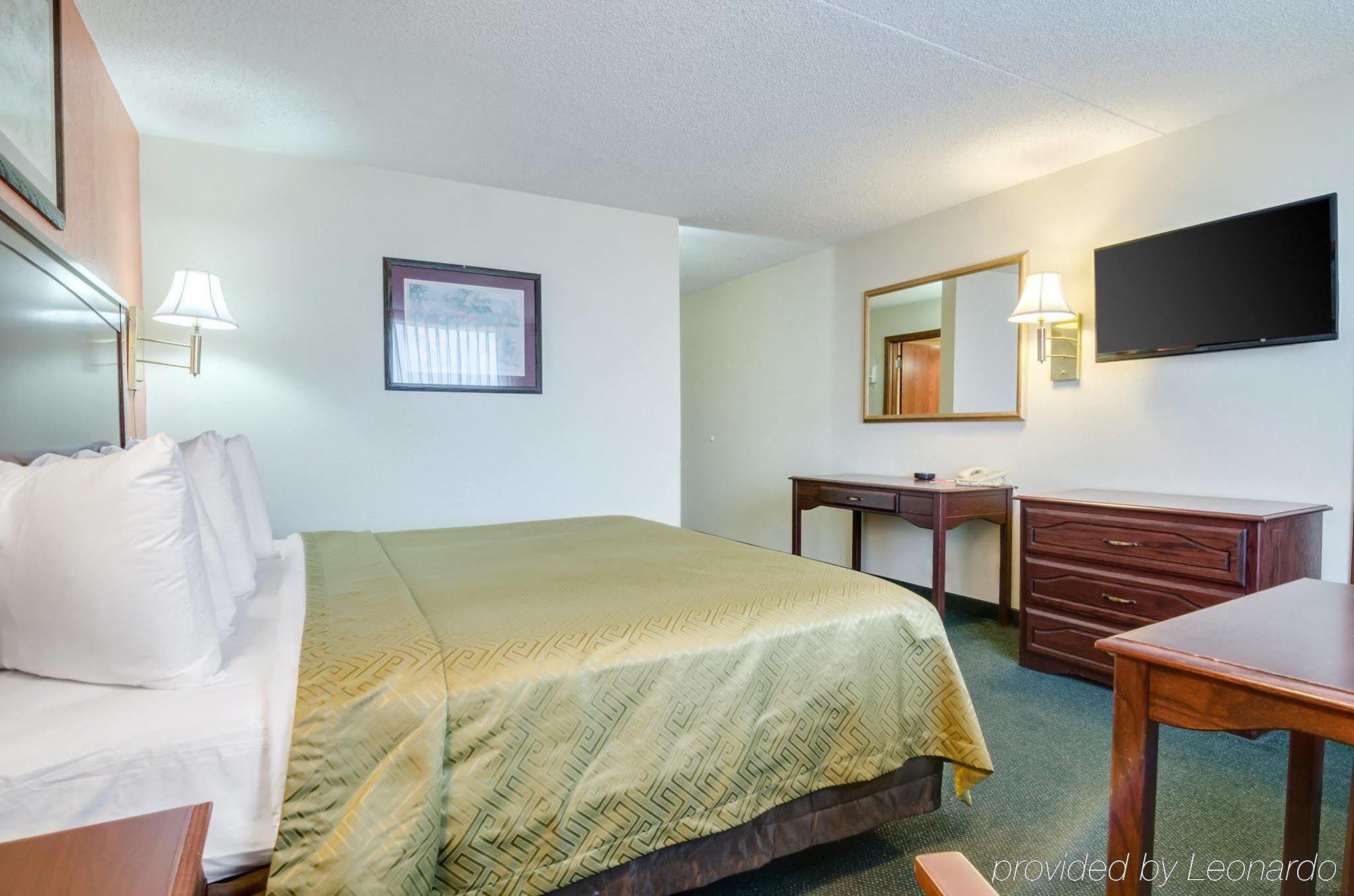 Americas Best Value Inn Salina Luaran gambar